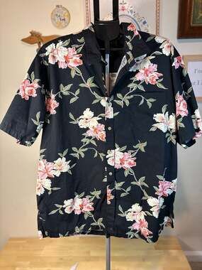 Cooke Street Hawaiian Islands Men's XXL Black Floral Cotton Aloha Shirt